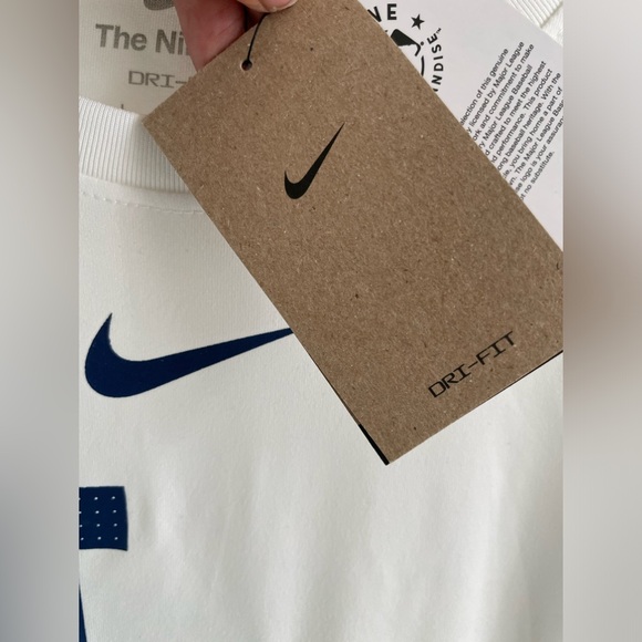 Los Angeles Dodgers by NIKE - Picture 5 of 8